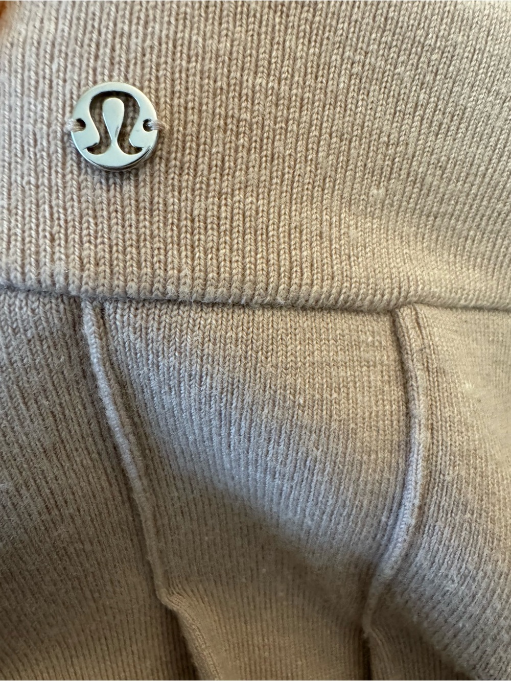 NWT Lululemon merino wool pleated skirt pink size L mauve beige blush tennis - Picture 6 of 6
